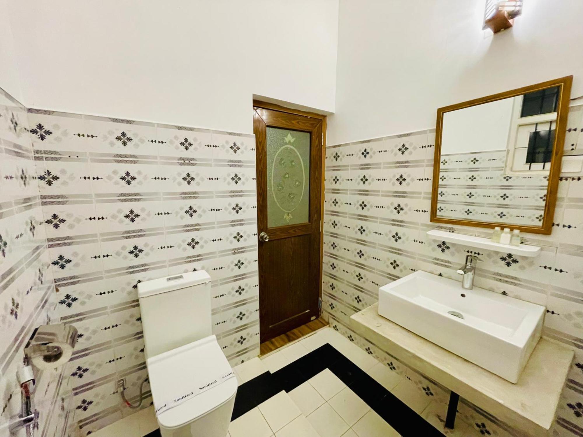Ayur Ayur White Sail Villa Dalupotha ภายนอก รูปภาพ