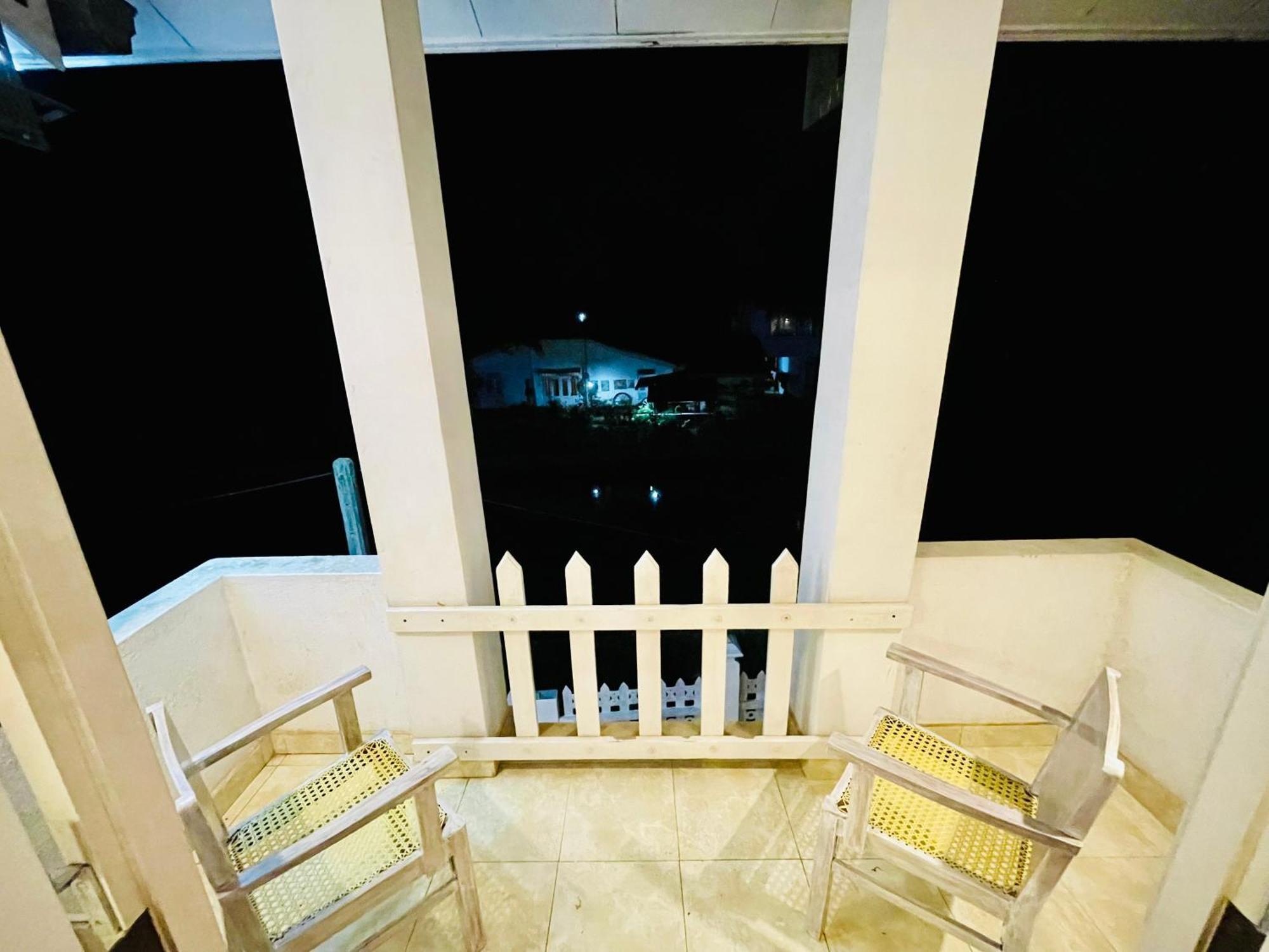 Ayur Ayur White Sail Villa Dalupotha ภายนอก รูปภาพ